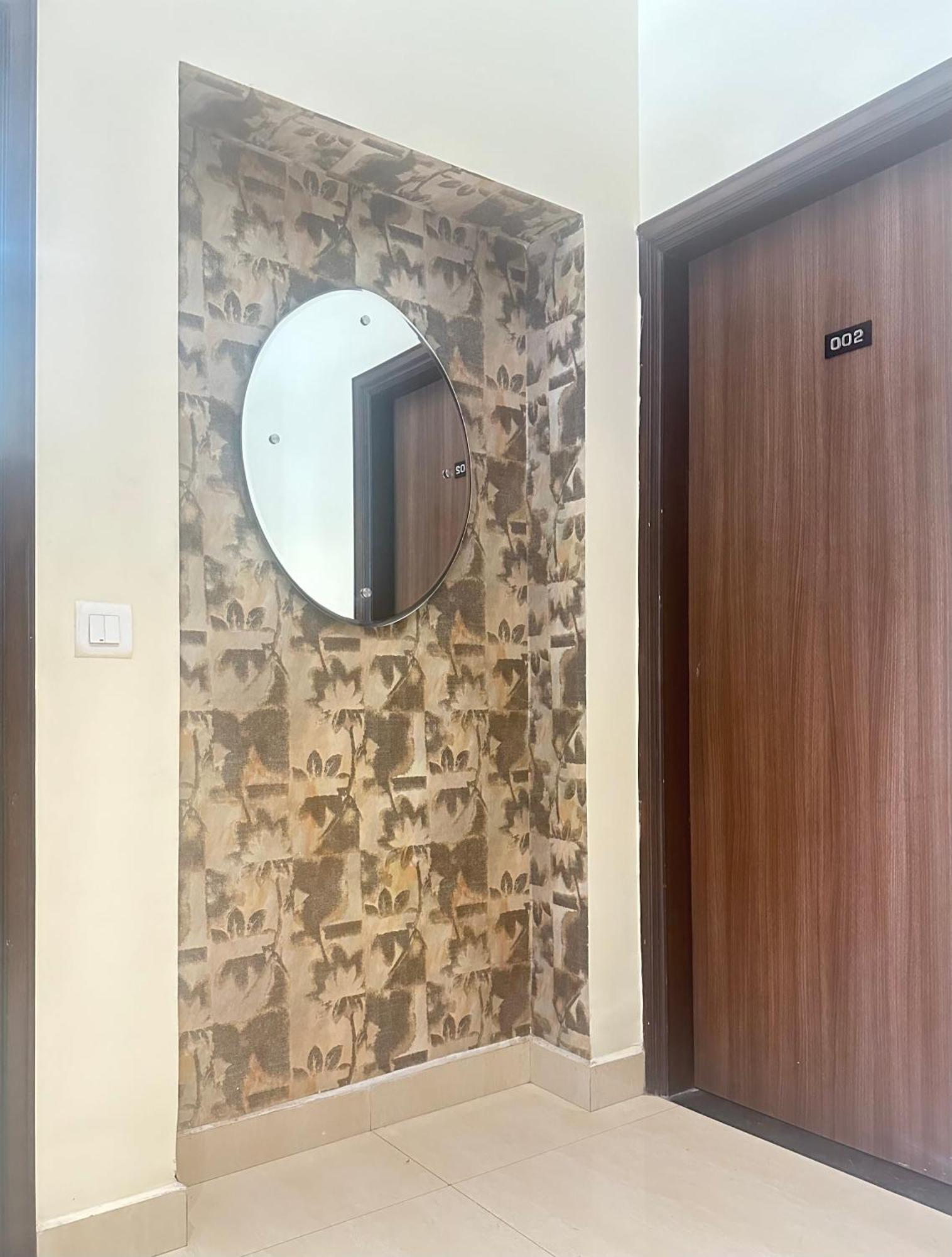 Hotel Amritsar International 2 Min Walk From Amritsar Bus Stand מראה חיצוני תמונה