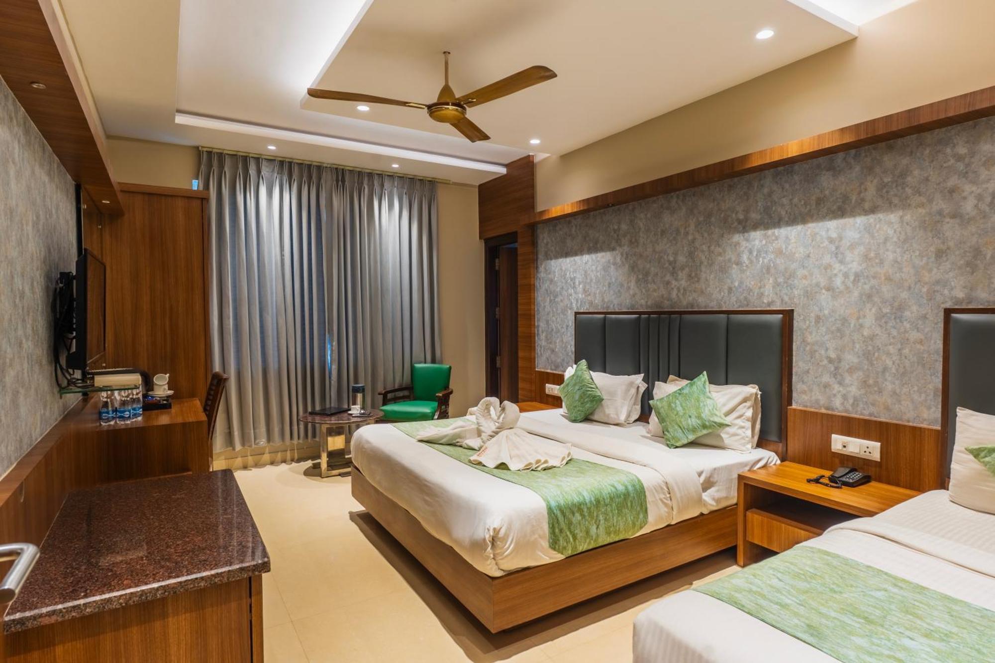 Hotel Amritsar International 2 Min Walk From Amritsar Bus Stand מראה חיצוני תמונה