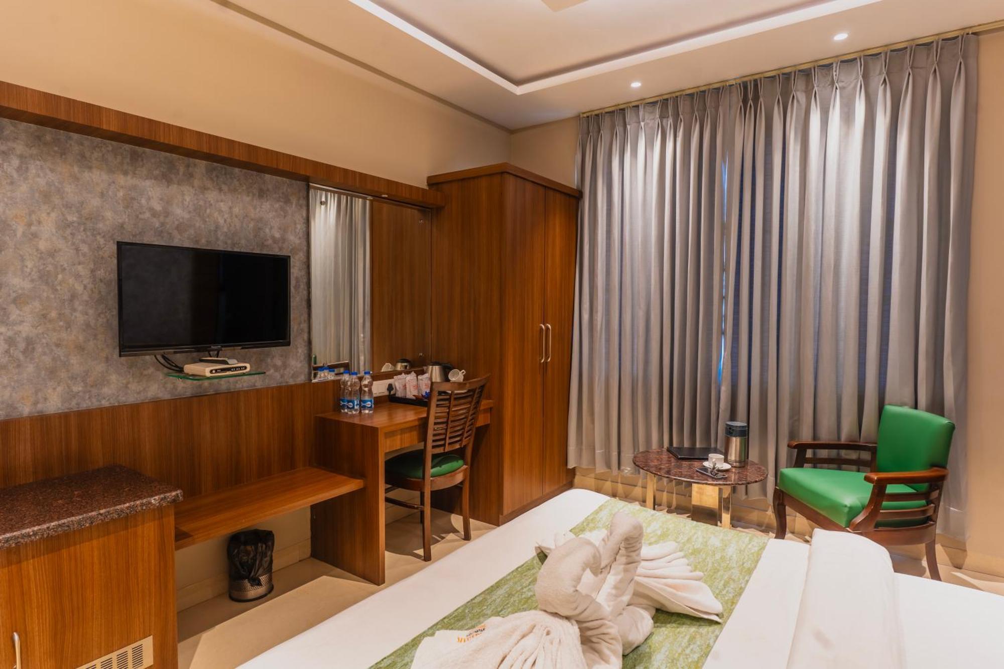 Hotel Amritsar International 2 Min Walk From Amritsar Bus Stand מראה חיצוני תמונה